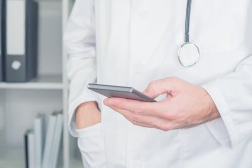 Indoor Navigation and Smart Hospitals: benefits of providing effective wayfinding