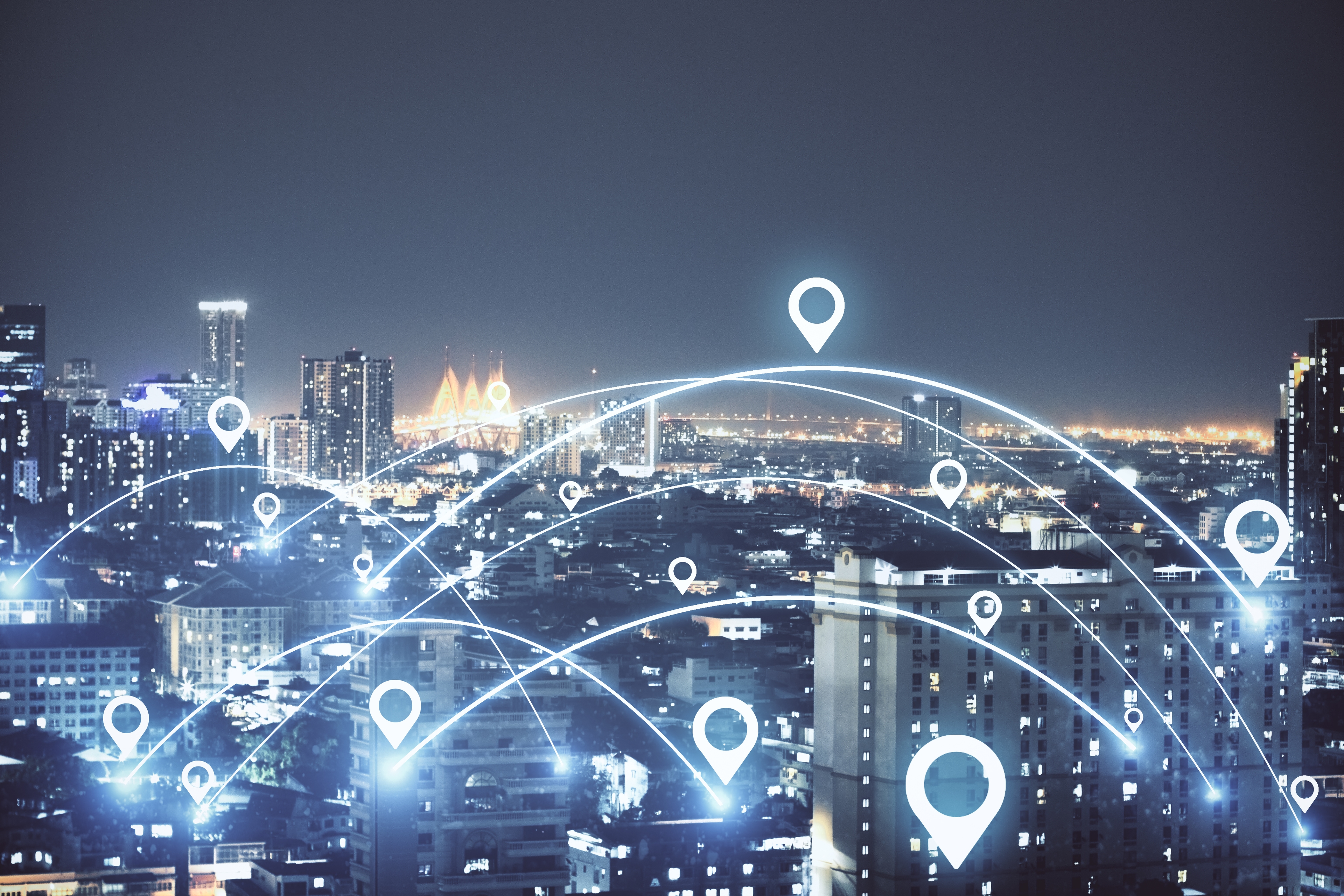 Infrastructure-free location tracking network